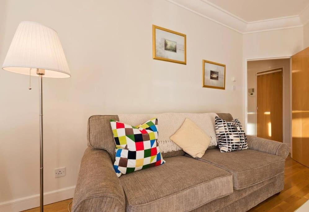 Luxury Apartment In D1 ダブリン エクステリア 写真